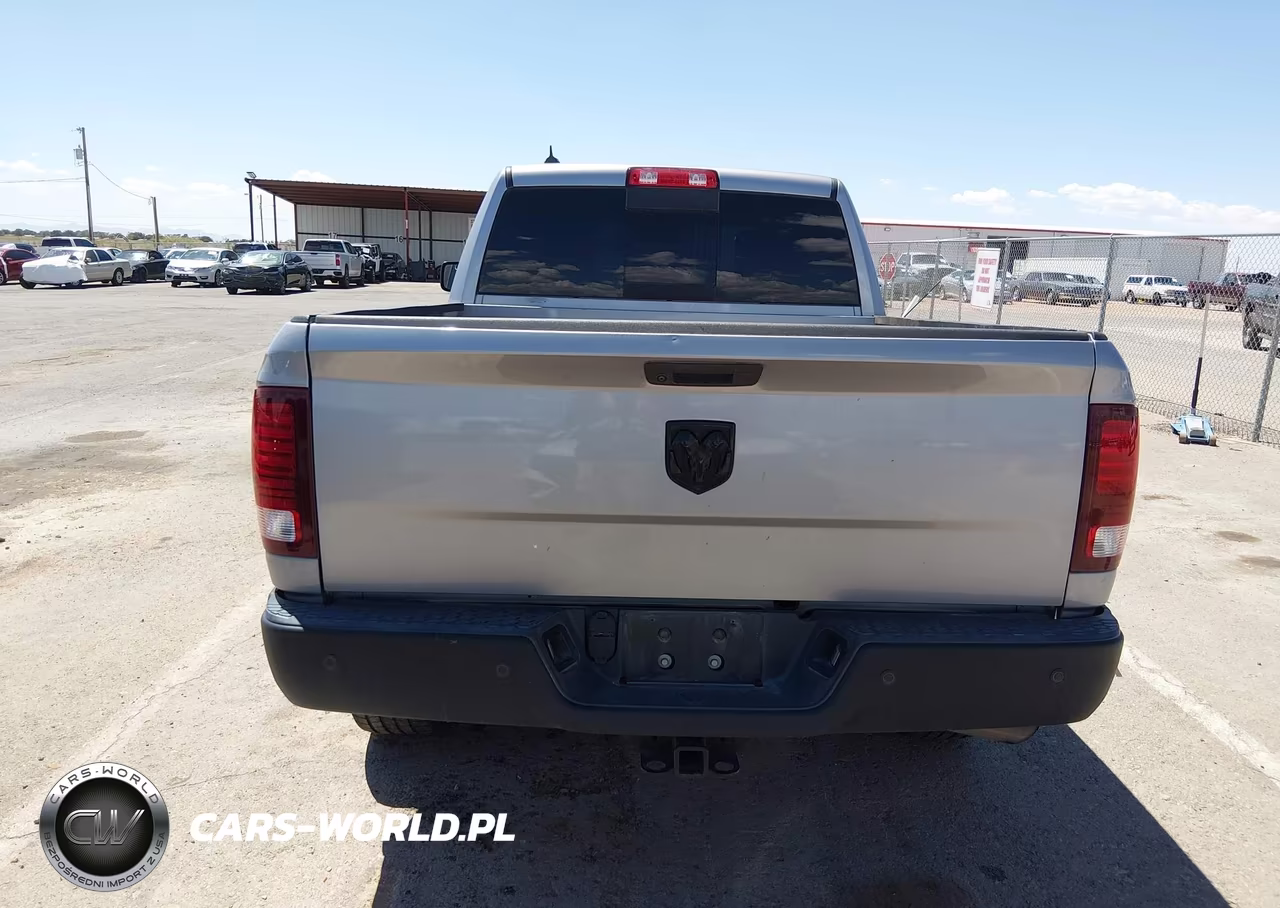 2019 Ram 1500 Classic Warlock 4X2 6'4 Box VIN:1C6RR6GG3KS675908 - 17