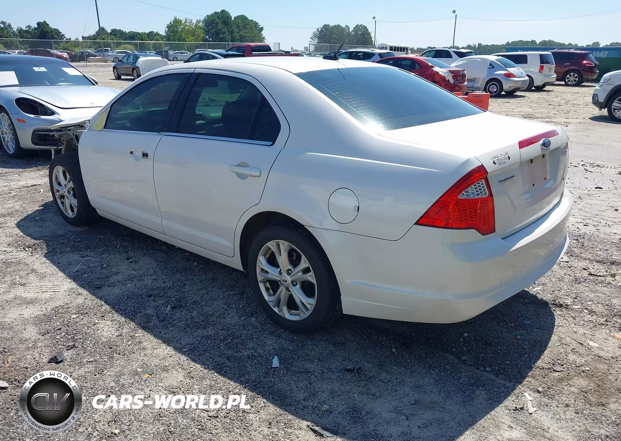 2012 Ford Fusion Se VIN:3FAHP0HA8CR233212 - 3