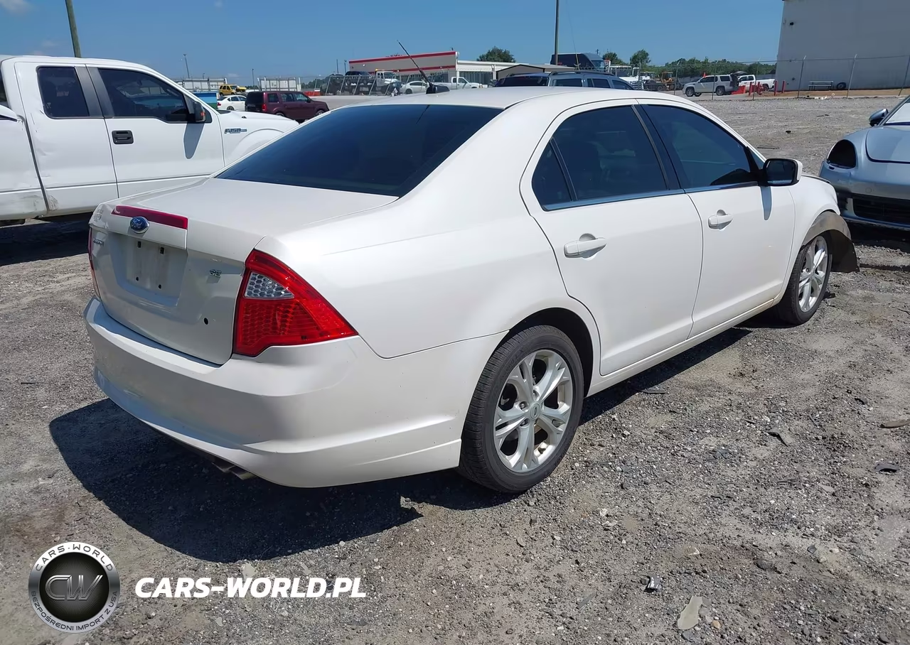 2012 Ford Fusion Se VIN:3FAHP0HA8CR233212 - 4