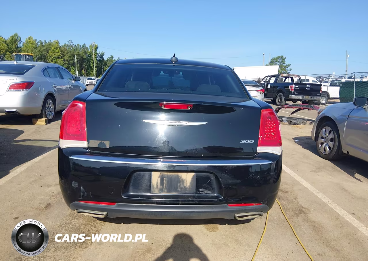 2016 Chrysler 300 Limited VIN:2C3CCAAG6GH306345 - 16