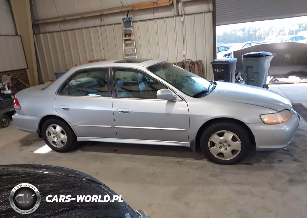 2001 Honda Accord 3.0 Ex VIN:1HGCG16521A067116 - 13