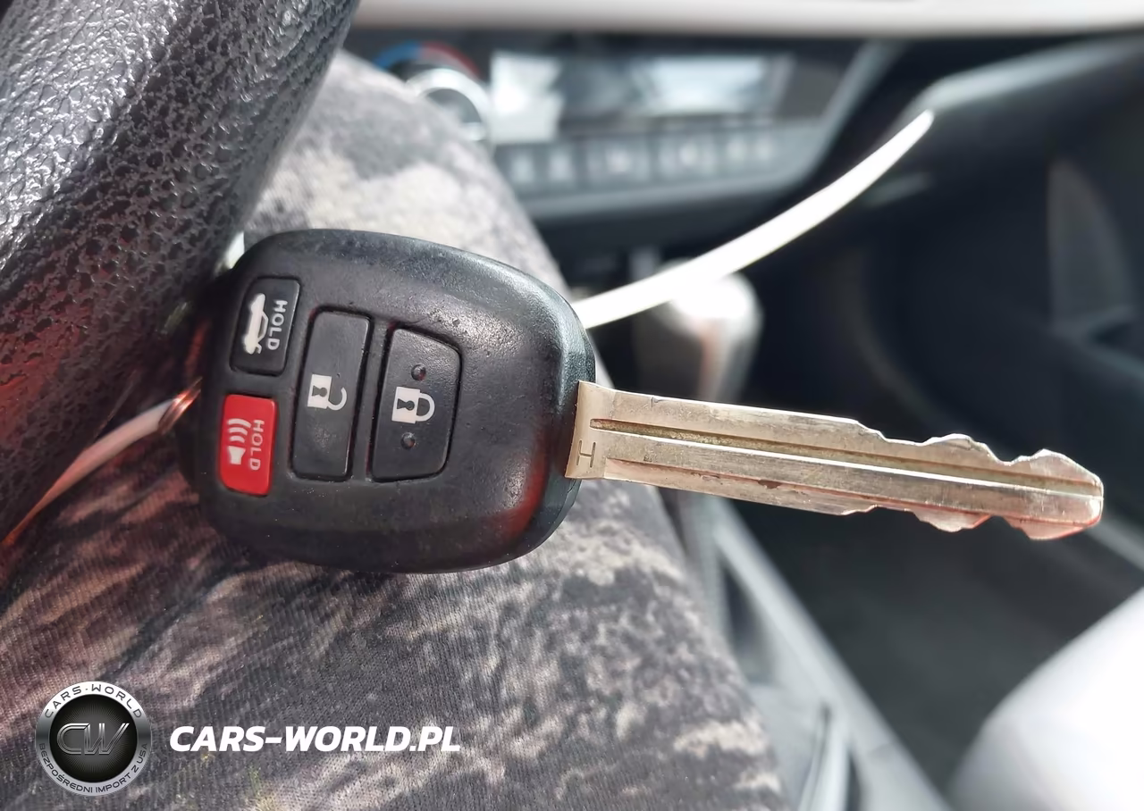 2016 Toyota Corolla Le VIN:2T1BURHE8GC633248 - 11