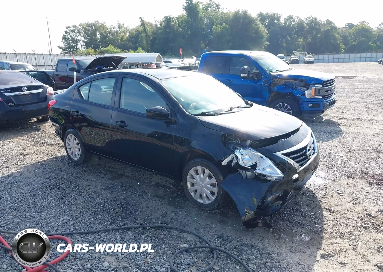2018 Nissan Versa 1.6 S+ – zdjęcie 1 z 17