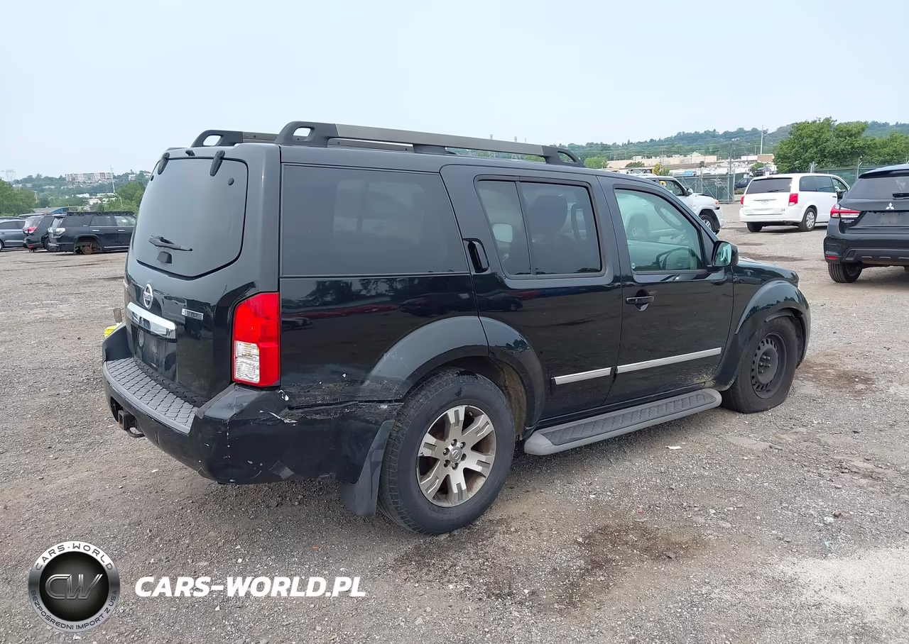 2011 Nissan Pathfinder Silver VIN:5N1AR1NBXBC601102 - 4