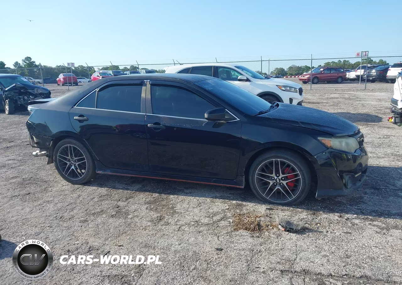 2013 Toyota Camry Se VIN:4T1BF1FK6DU717681 - 13