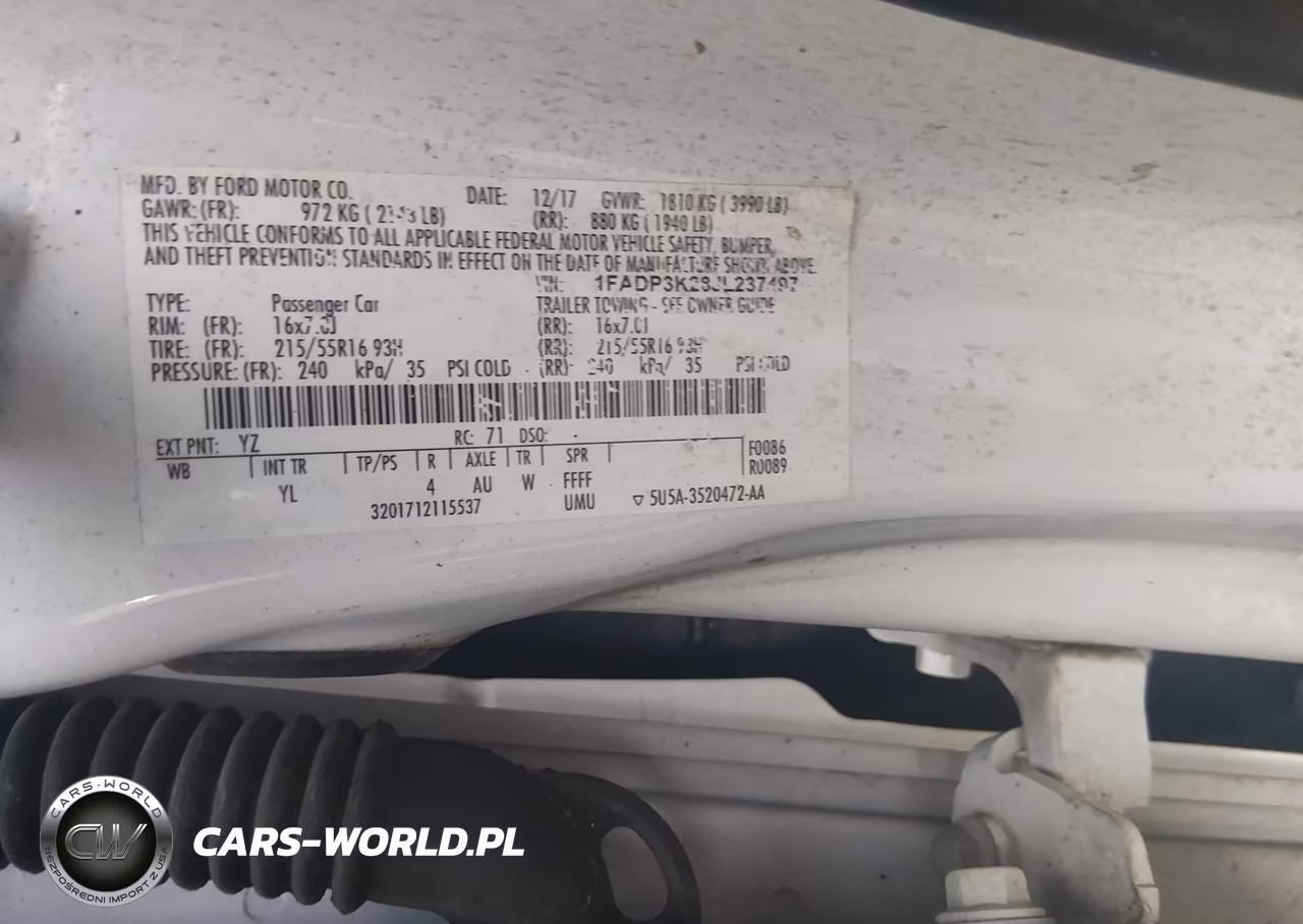 2018 Ford Focus Se VIN:1FADP3K28JL237497 - 9