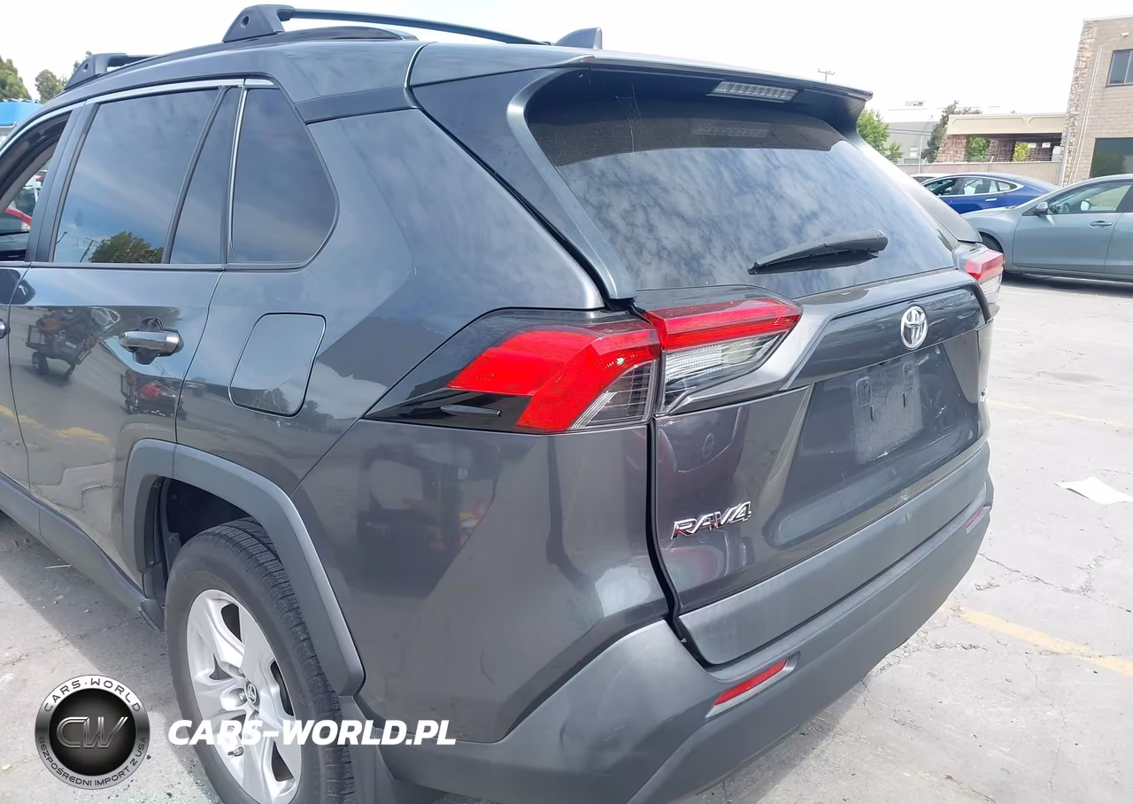 2019 Toyota Rav4 Xle VIN:2T3W1RFV5KC025815 - 18