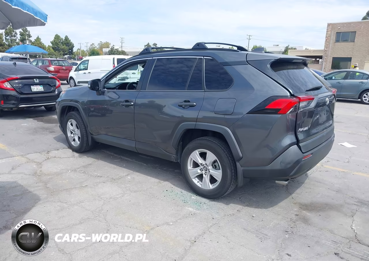 2019 Toyota Rav4 Xle VIN:2T3W1RFV5KC025815 - 3
