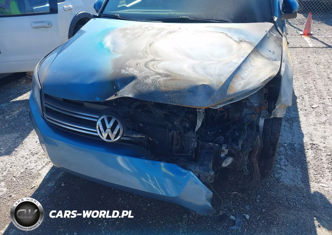 2017 Volkswagen Tiguan 2.0T-2.0T S VIN:WVGAV7AX6HK046678 - 6