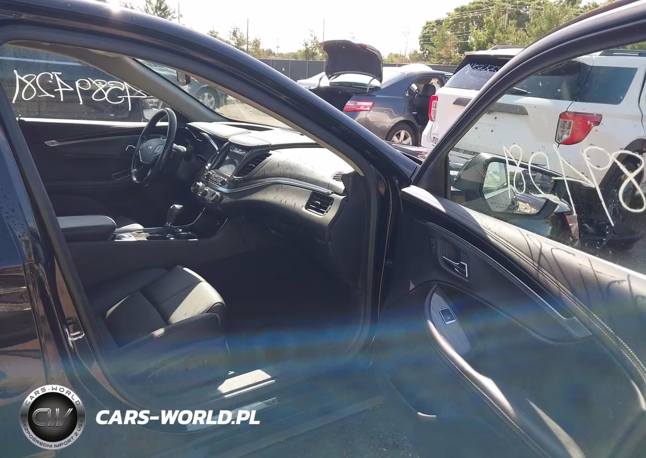2018 Chevrolet Impala 1Lt VIN:2G1105SA1J9105217 - 5