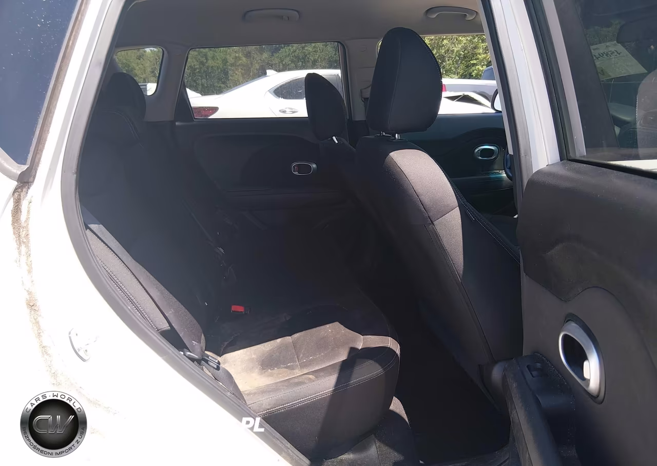 2016 Kia Soul VIN:KNDJN2A27G7339132 - 8