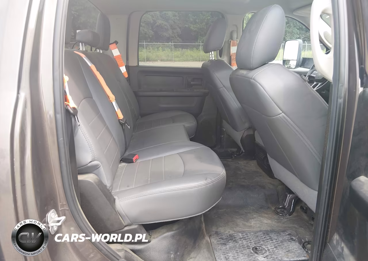 2018 Ram 3500 Tradesman 4X4 8' Box VIN:3C63R3GT4JG318552 - 8