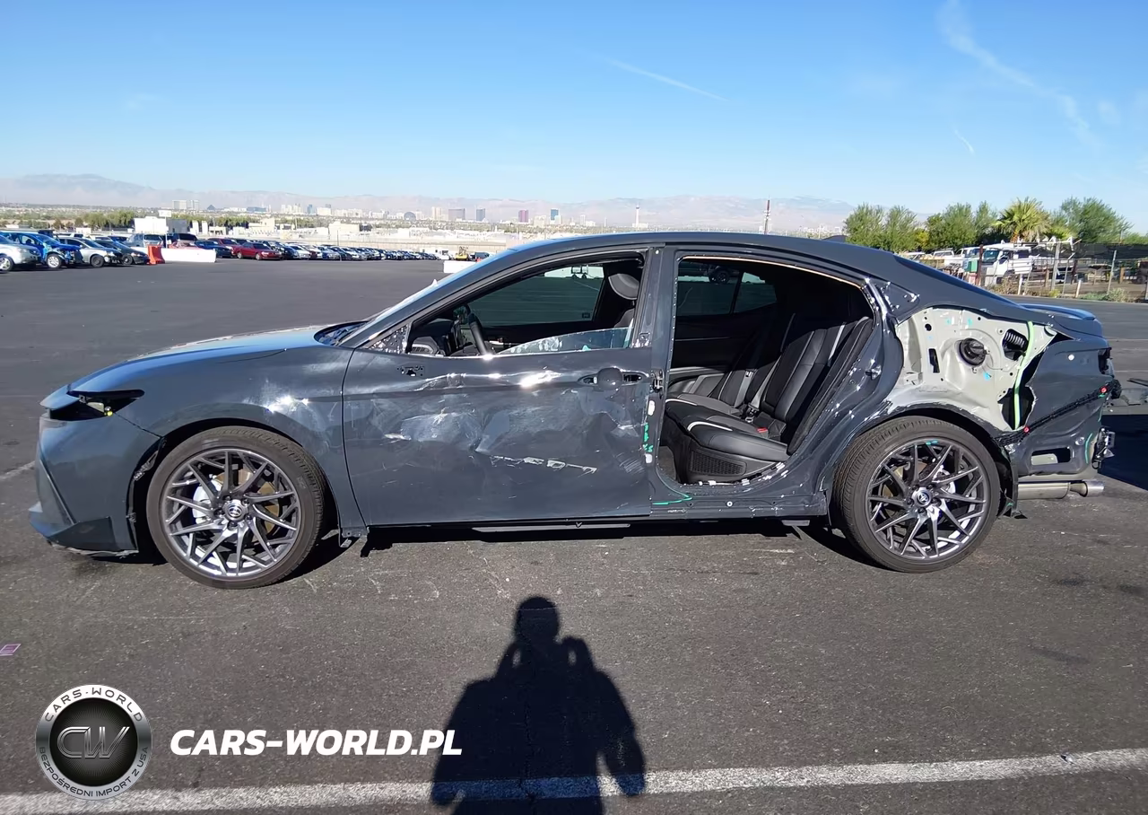 2026 Toyota Camry Se VIN:4T1DAACK0TU219373 - 15
