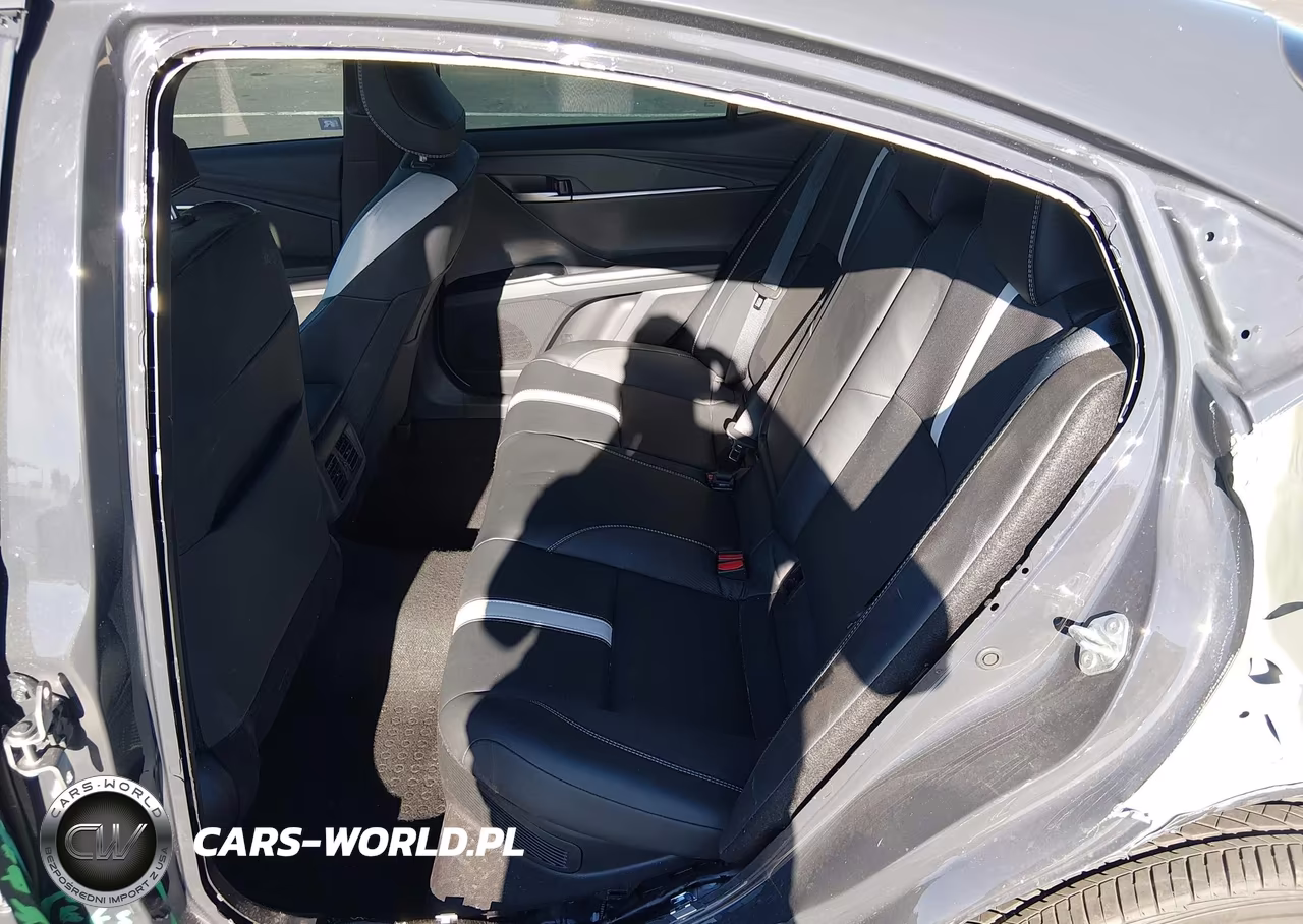 2026 Toyota Camry Se VIN:4T1DAACK0TU219373 - 8