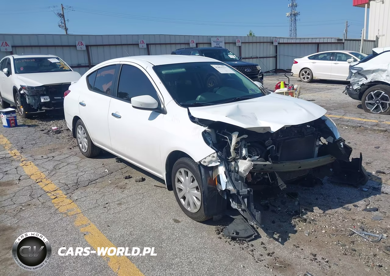 2018 Nissan Versa 1.6 Sv