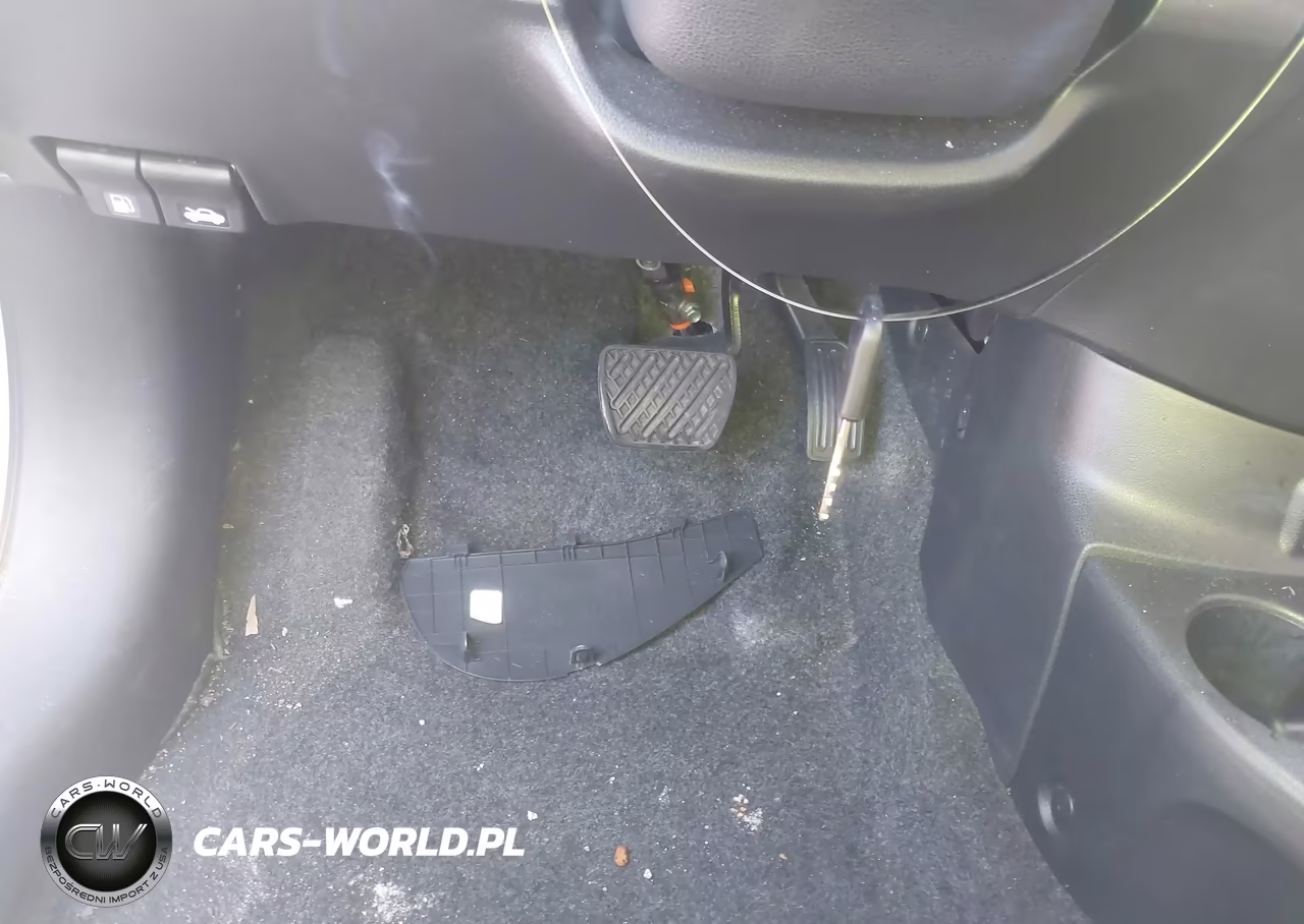 2018 Nissan Versa 1.6 Sv VIN:3N1CN7AP7JL863405 - 11
