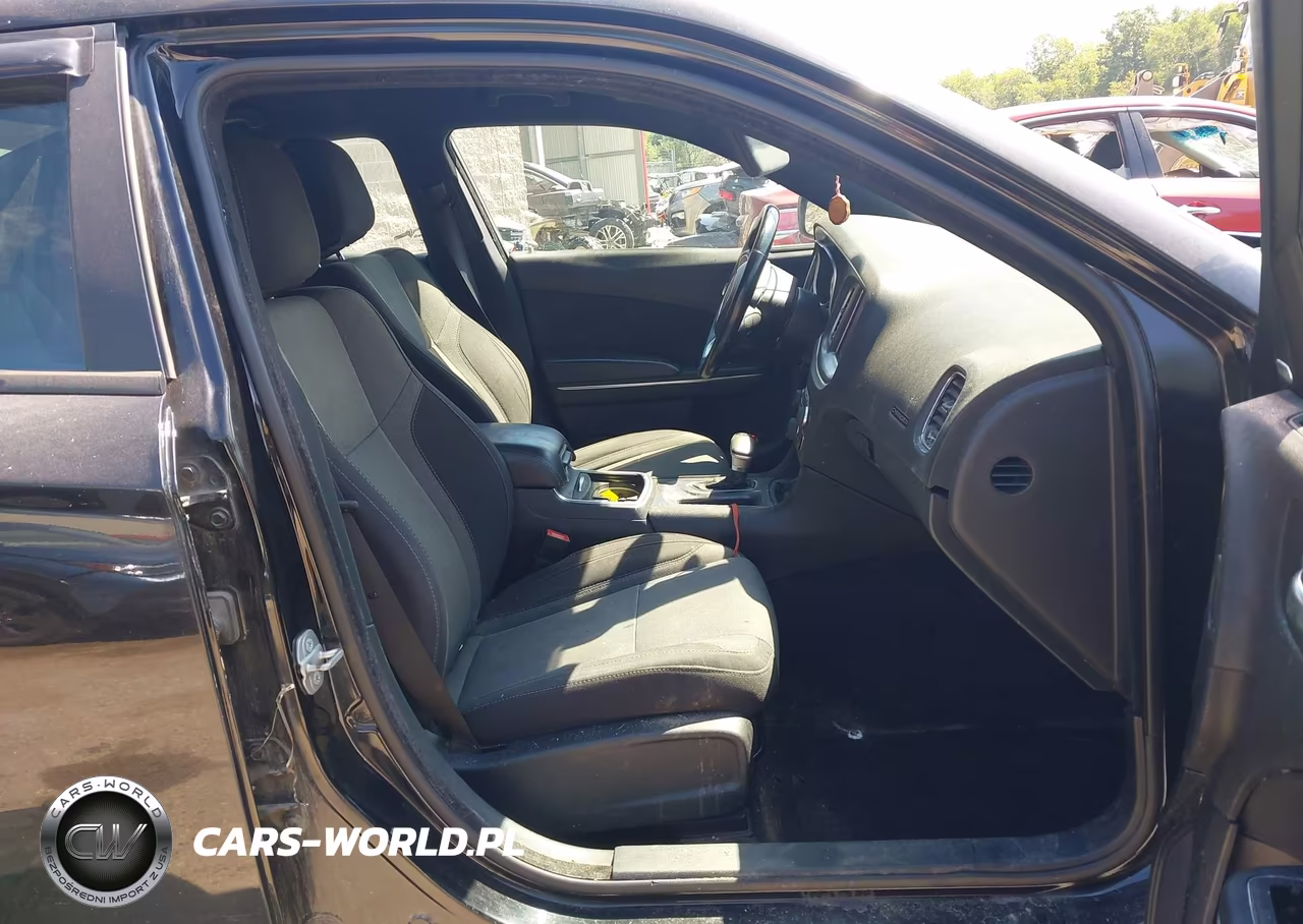 2015 Dodge Charger Sxt VIN:2C3CDXJG8FH742550 - 5
