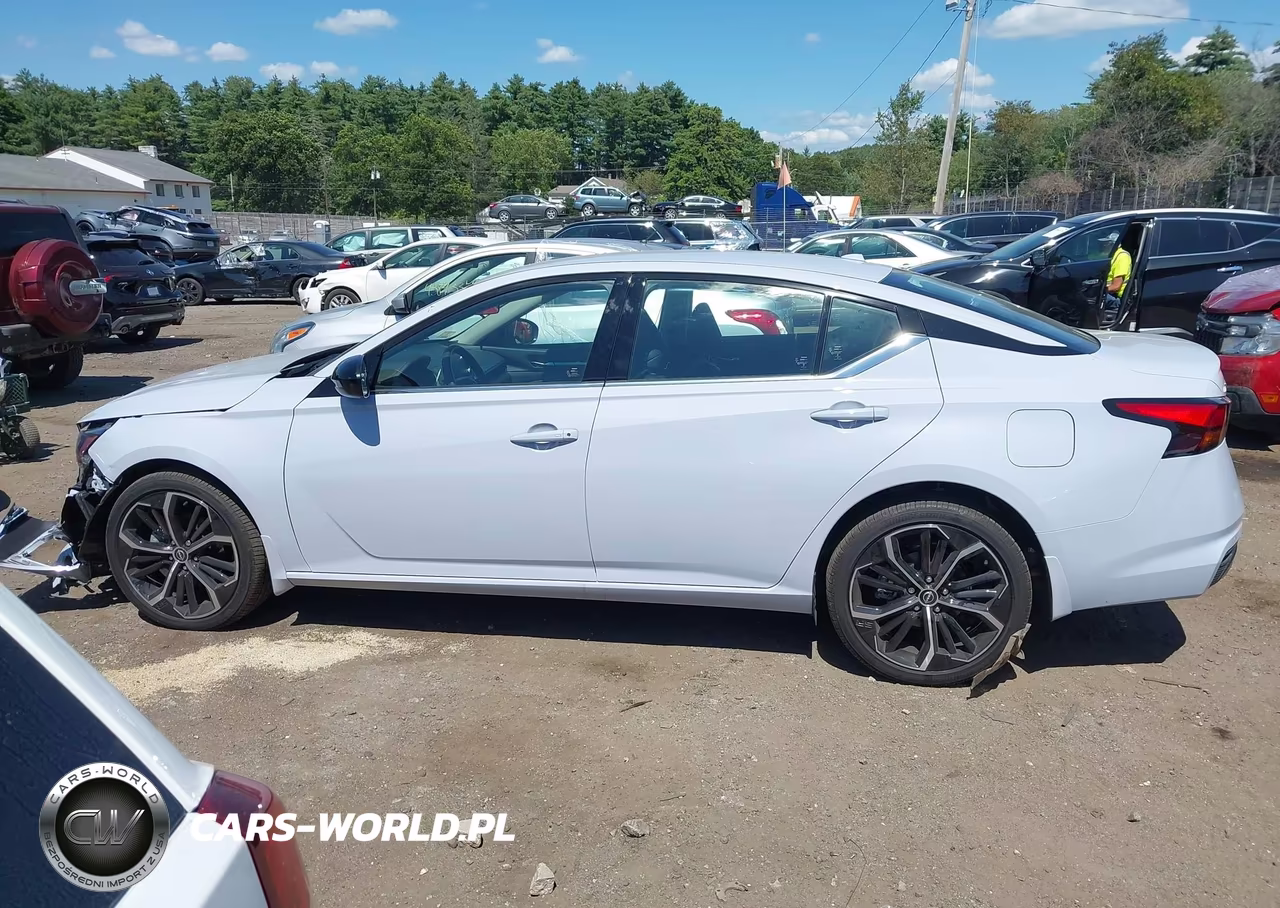 2025 Nissan Altima Sr Awd VIN:1N4BL4CW1SN312542 - 14