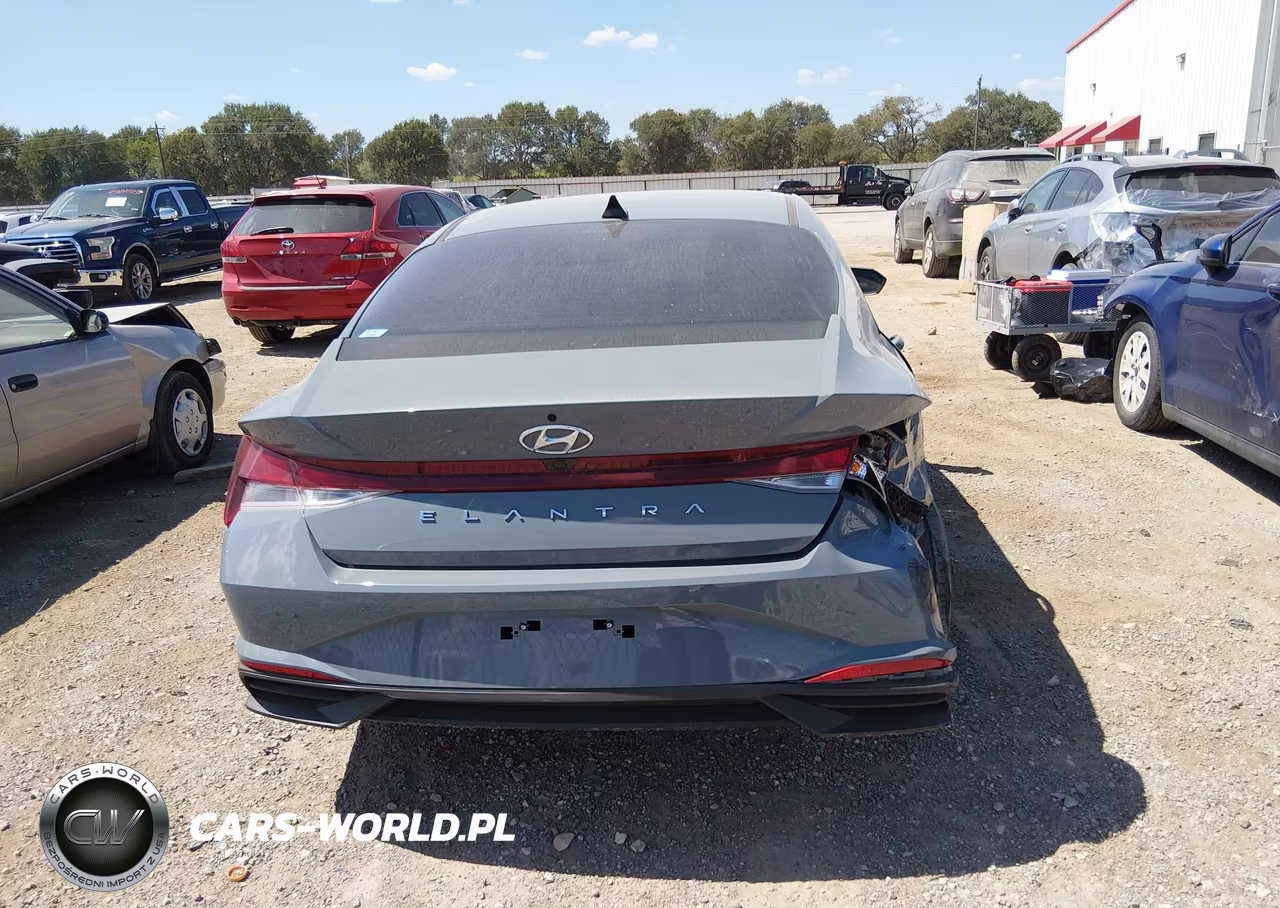 2022 Hyundai Elantra Sel VIN:KMHLM4AG0NU282768 - 16