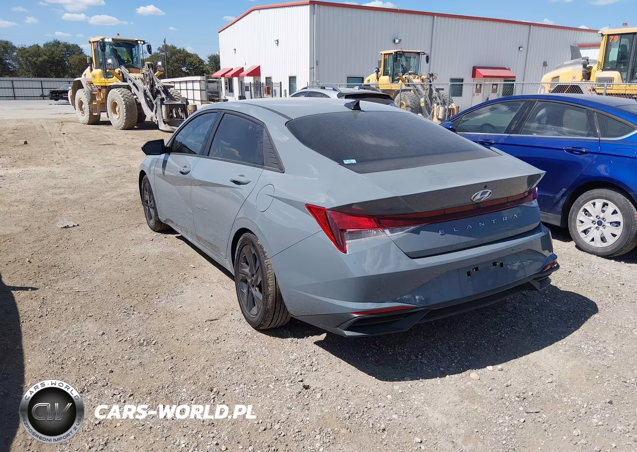 2022 Hyundai Elantra Sel VIN:KMHLM4AG0NU282768 - 3