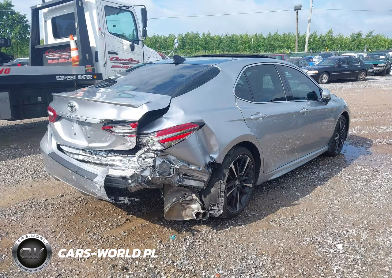 2019 Toyota Camry Xse VIN:4T1B61HK4KU845380 - 4