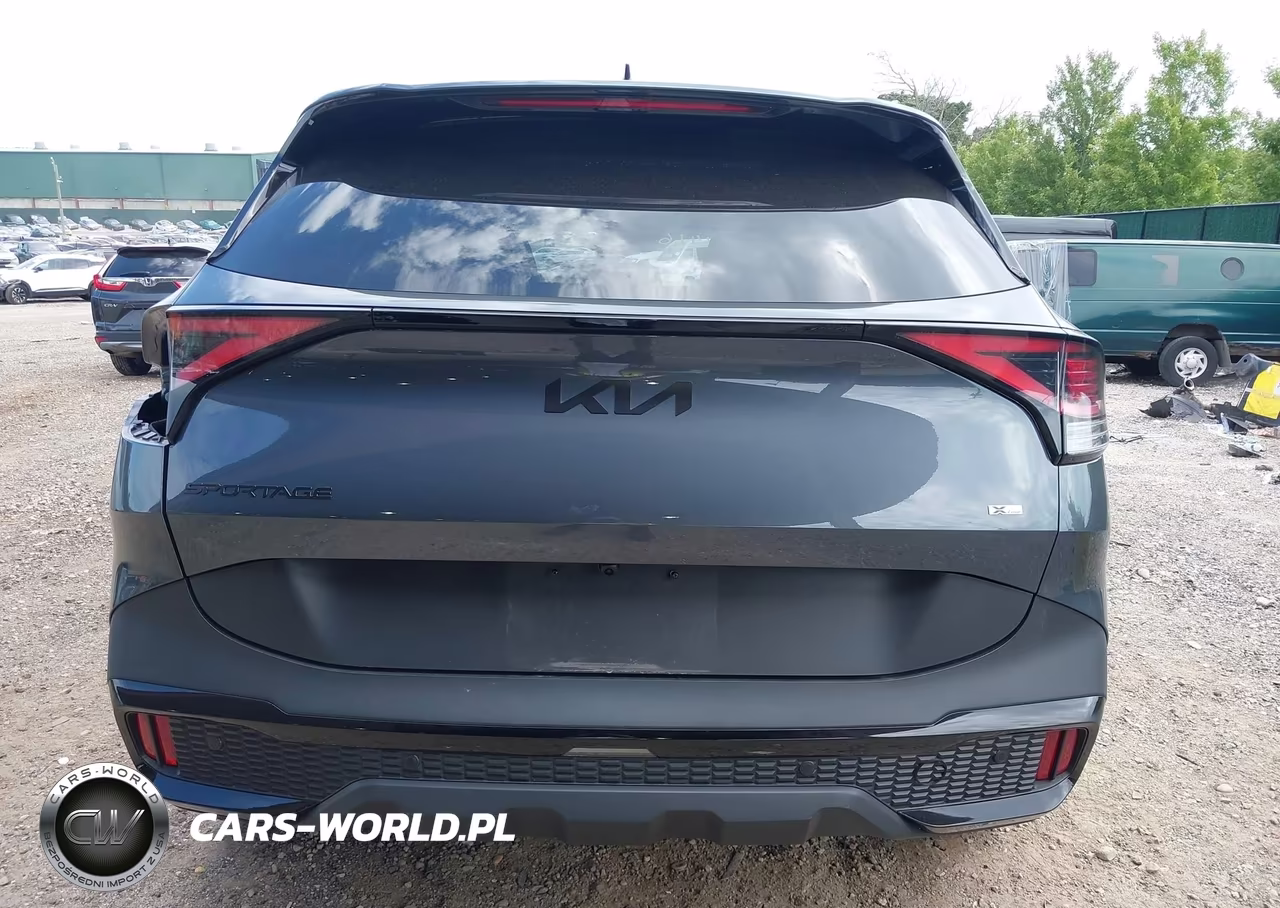 2025 Kia Sportage Plug-In Hybrid X-Line VIN:KNDPYDDH7S7244639 - 17