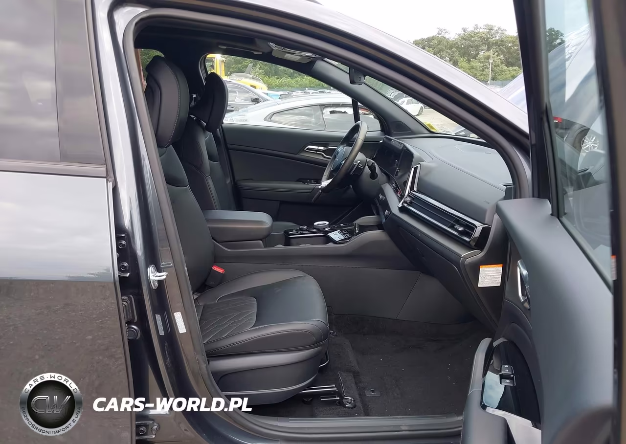 2025 Kia Sportage Plug-In Hybrid X-Line VIN:KNDPYDDH7S7244639 - 5