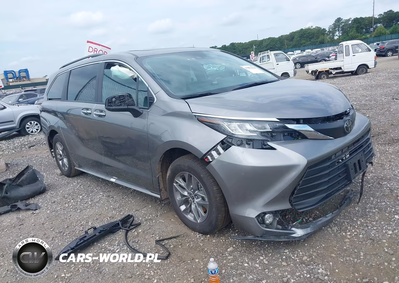 2026 Toyota Sienna Xle