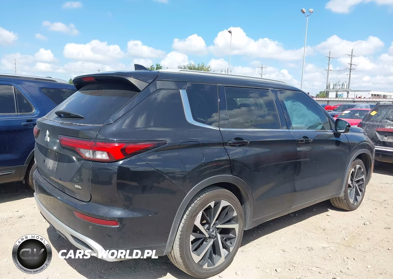 2022 Mitsubishi Outlander Sel 2.5 2Wd-Sel Special Edition 2Wd VIN:JA4J3VA88NZ039042 - 4