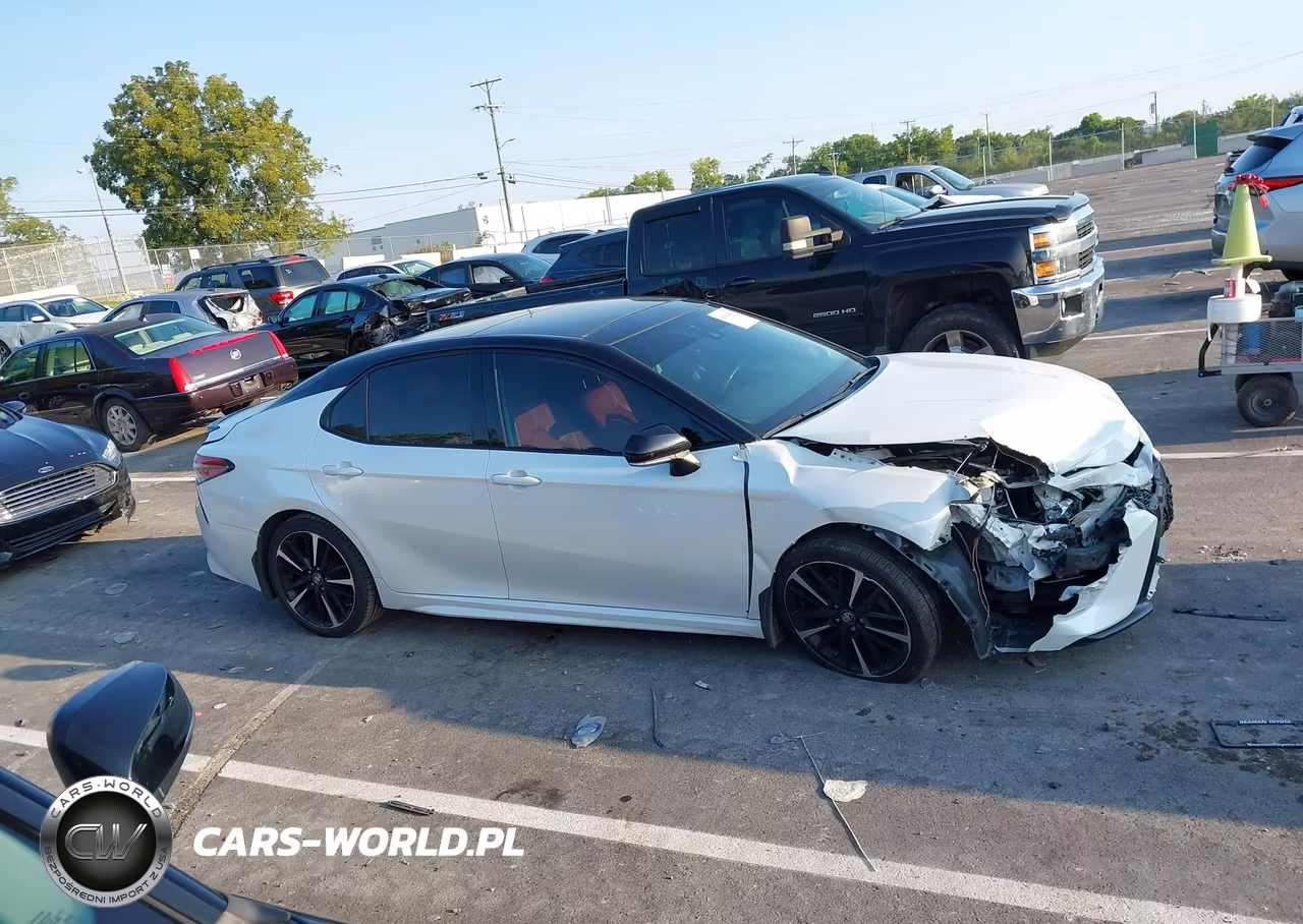 2019 Toyota Camry Xse VIN:4T1B61HK5KU297437 - 13