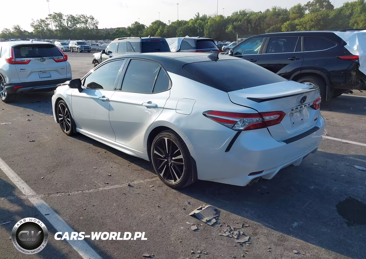 2019 Toyota Camry Xse VIN:4T1B61HK5KU297437 - 3