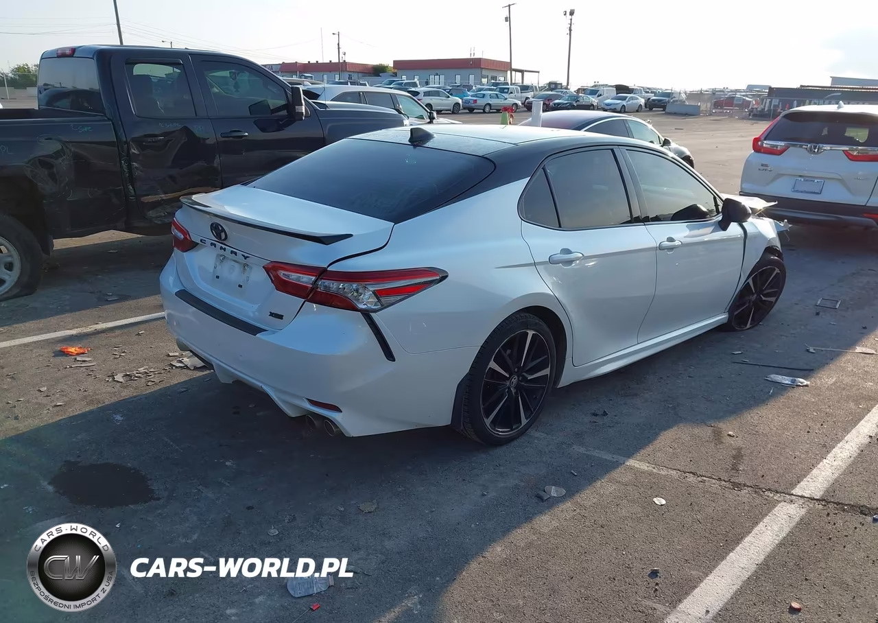 2019 Toyota Camry Xse VIN:4T1B61HK5KU297437 - 4