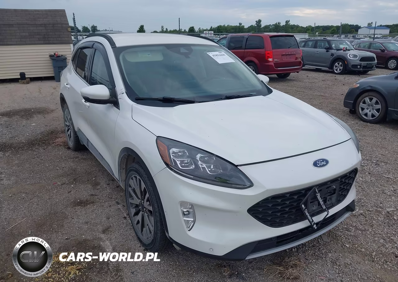 2020 Ford Escape Titanium