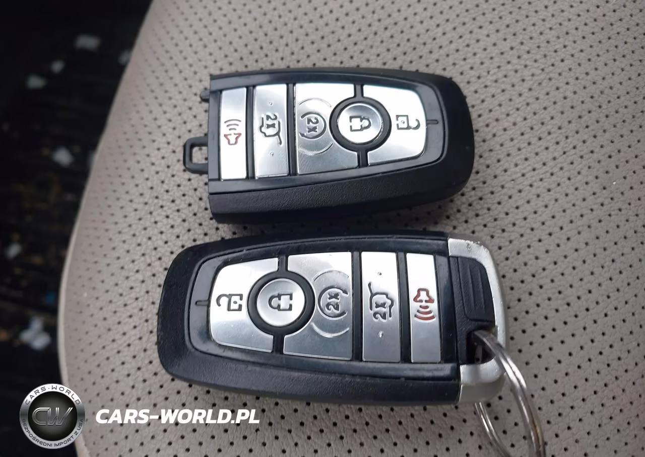 2020 Ford Escape Titanium VIN:1FMCU9J97LUB08191 - 11