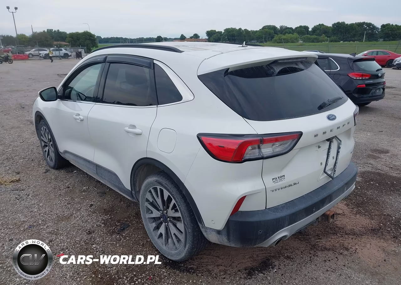 2020 Ford Escape Titanium VIN:1FMCU9J97LUB08191 - 3
