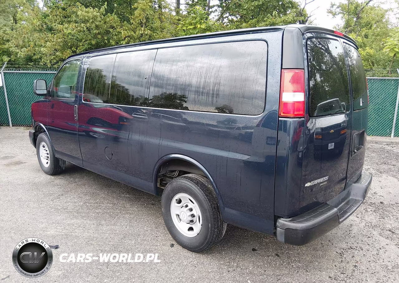 2015 Chevrolet Express 2500 Ls VIN:1GNWGPFF3F1272997 - 3