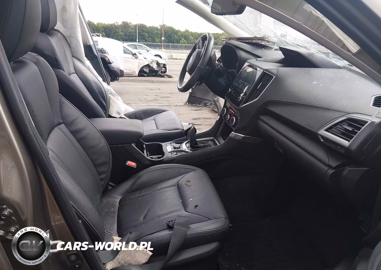 2023 Subaru Forester Touring VIN:JF2SKARC7PH482940 - 5