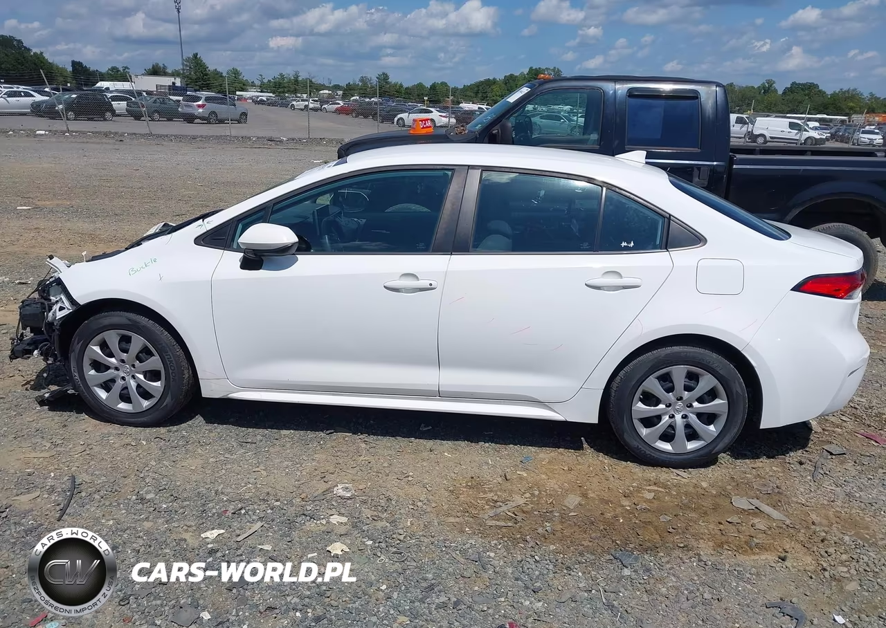 2021 Toyota Corolla Le VIN:5YFEPMAEXMP230109 - 15