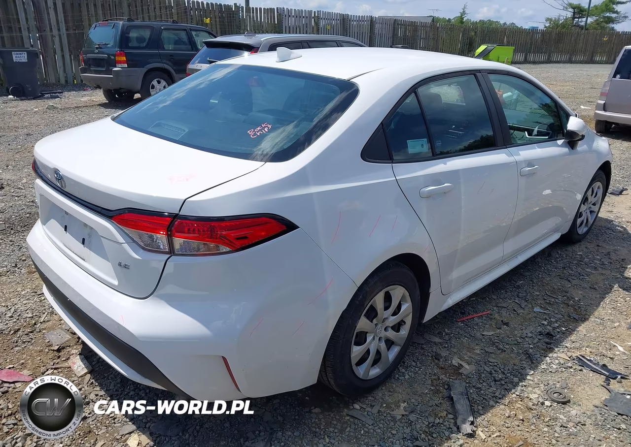 2021 Toyota Corolla Le VIN:5YFEPMAEXMP230109 - 4