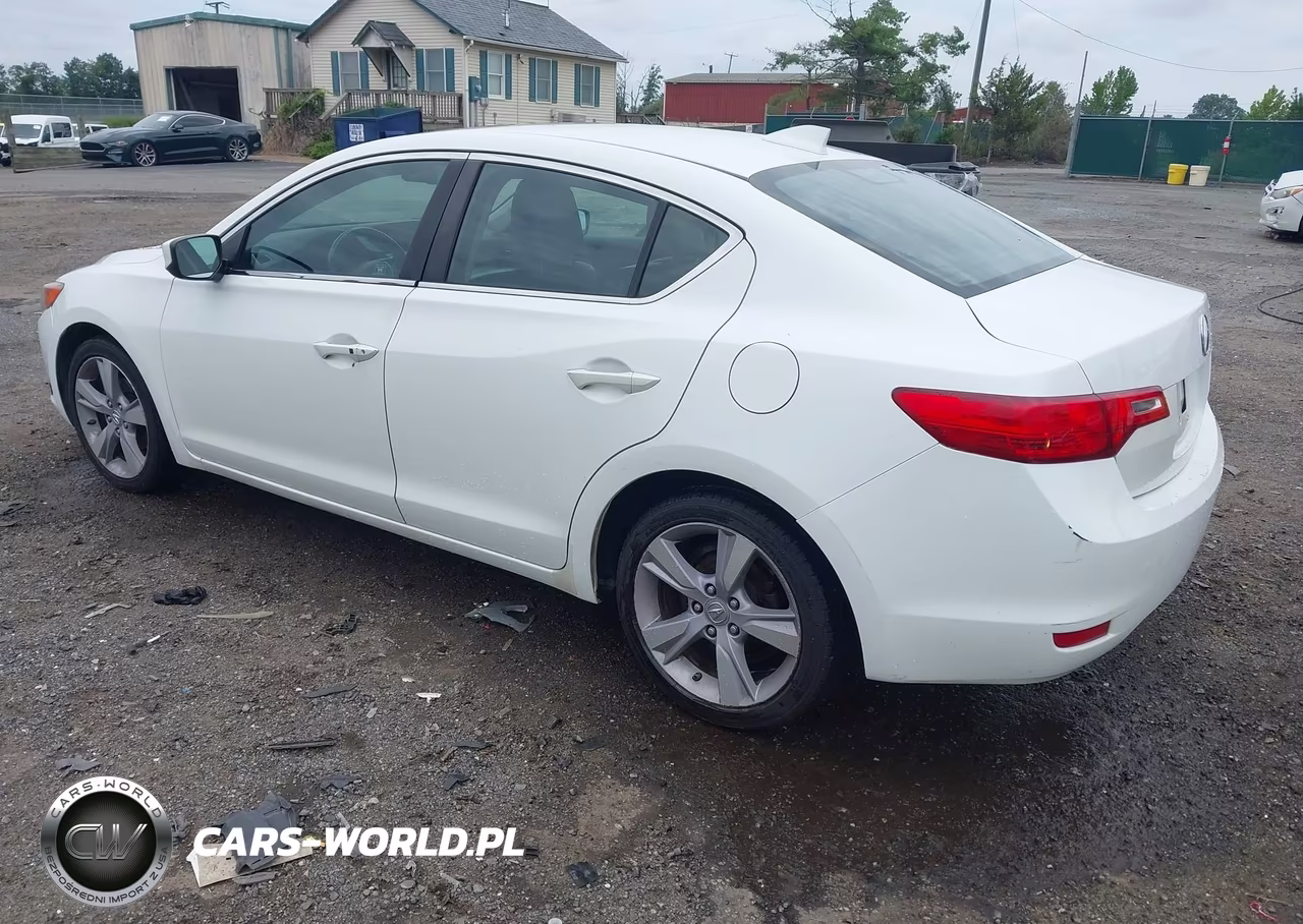 2013 Acura Ilx 2.0L VIN:19VDE1F57DE011014 - 3