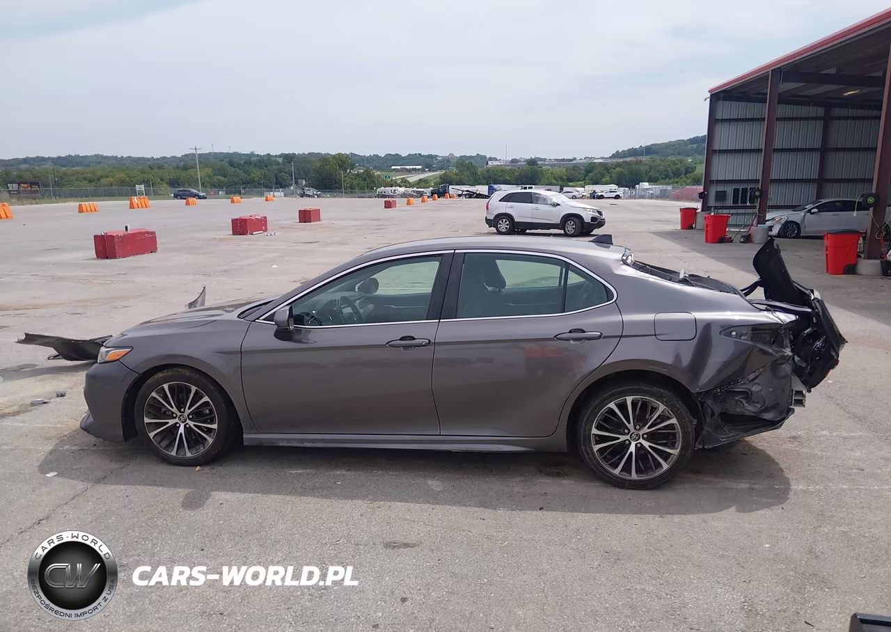 2019 Toyota Camry Se VIN:4T1B11HK0KU787069 - 15