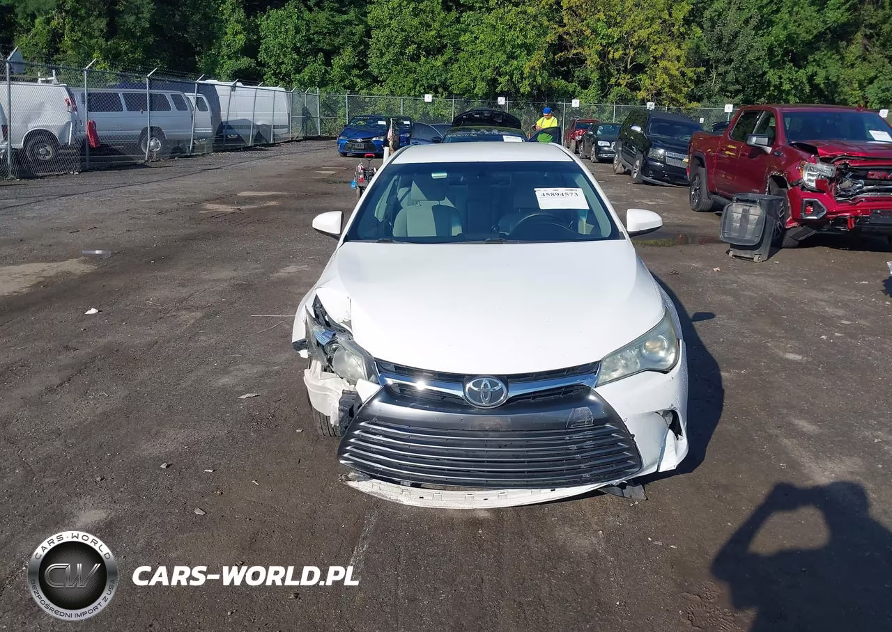 2015 Toyota Camry Le VIN:4T1BF1FK4FU964829 - 13
