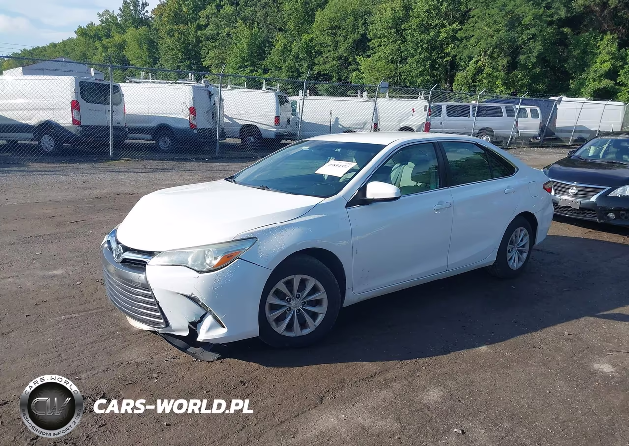 2015 Toyota Camry Le VIN:4T1BF1FK4FU964829 - 2
