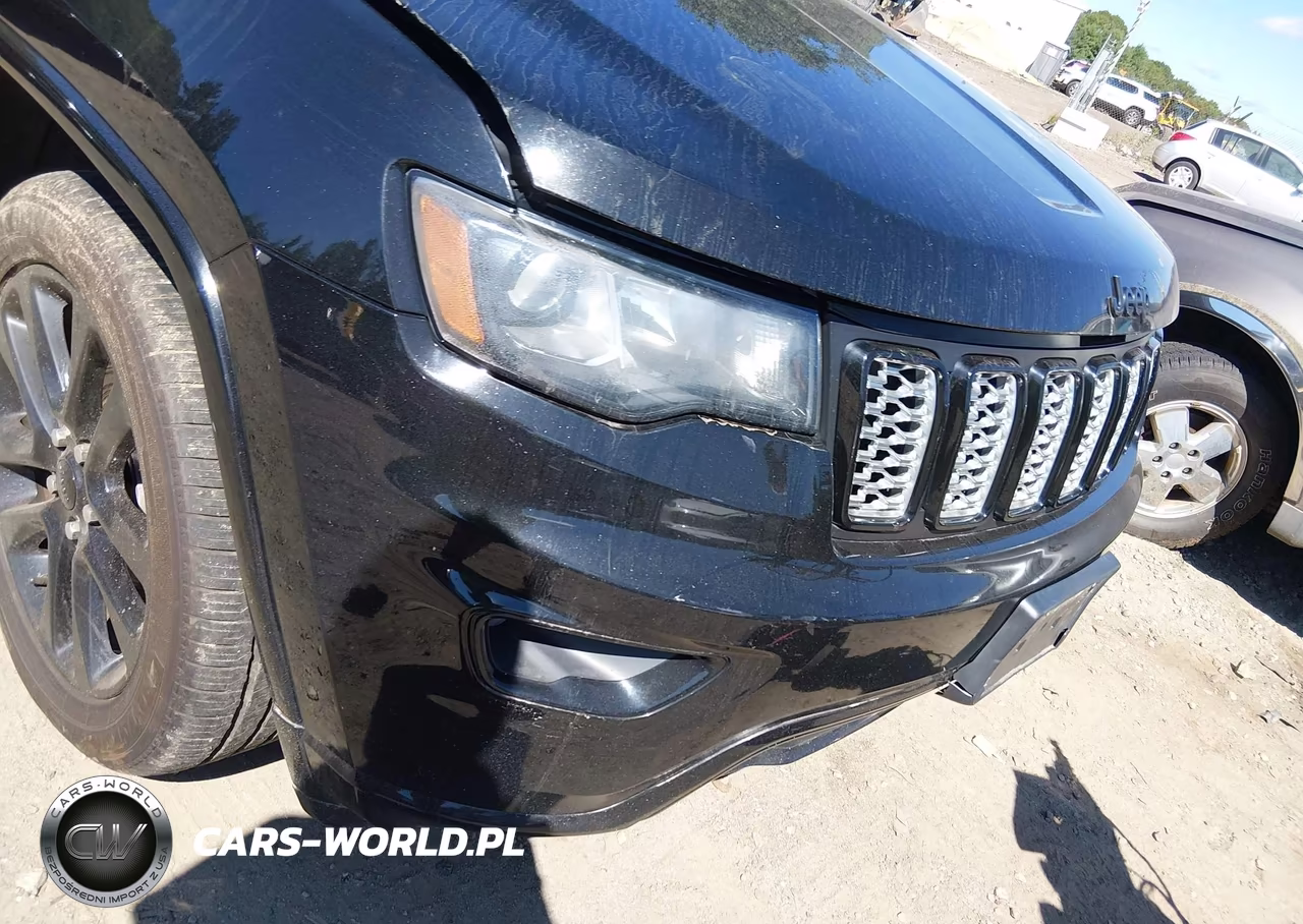 2018 Jeep Grand Cherokee Altitude 4X4 VIN:1C4RJFAG8JC287395 - 6