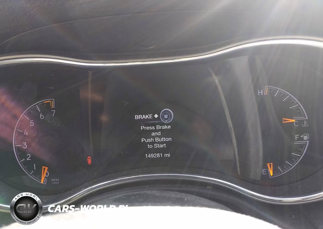 2018 Jeep Grand Cherokee Altitude 4X4 VIN:1C4RJFAG8JC287395 - 7