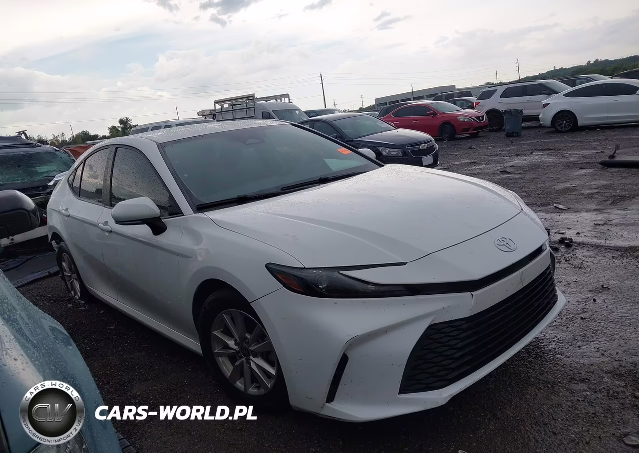 2025 Toyota Camry Le VIN:4T1DAACK1SU023490 - 14