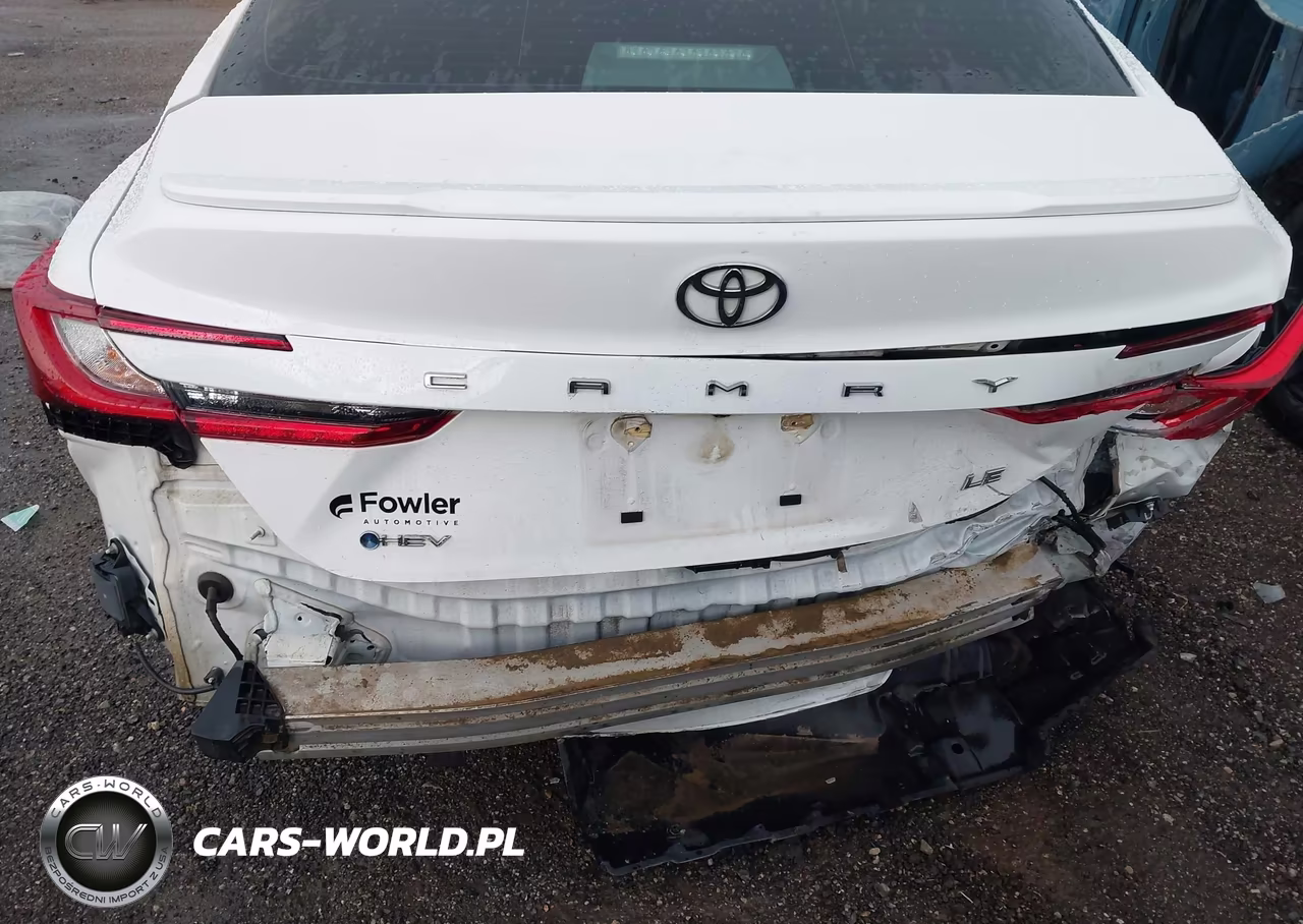 2025 Toyota Camry Le VIN:4T1DAACK1SU023490 - 6