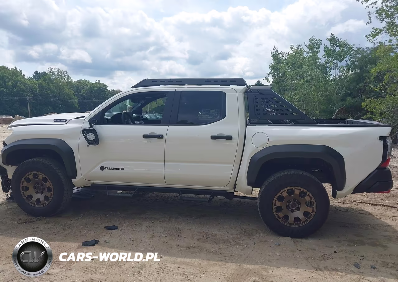 2025 Toyota Tacoma Hybrid Trailhunter VIN:3TYLC5LNXST039157 - 15