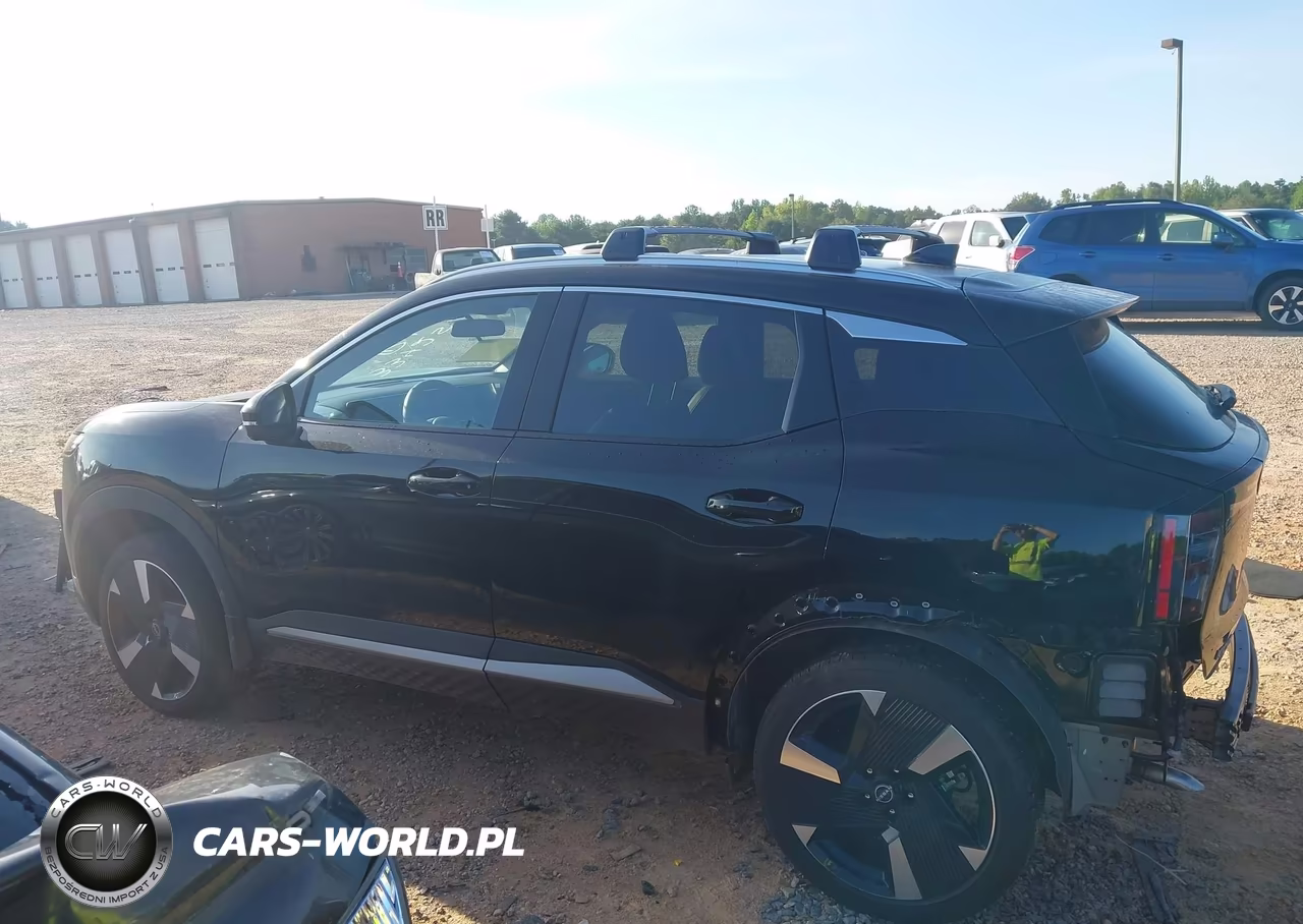 2026 Nissan Kicks Sr VIN:3N8AP6DA3TL334251 - 14