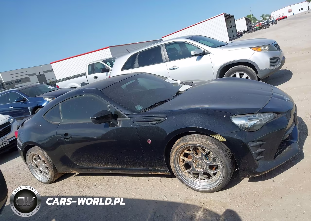 2017 Toyota 86 VIN:JF1ZNAA16H8700159 - 13